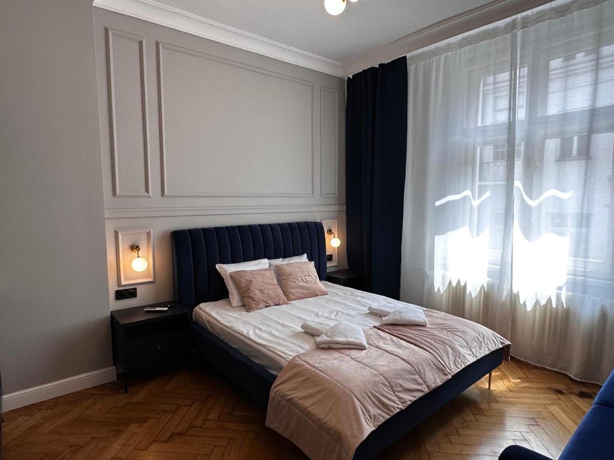 Premium Apartment In Spiski Palace Cracovia Esterno foto